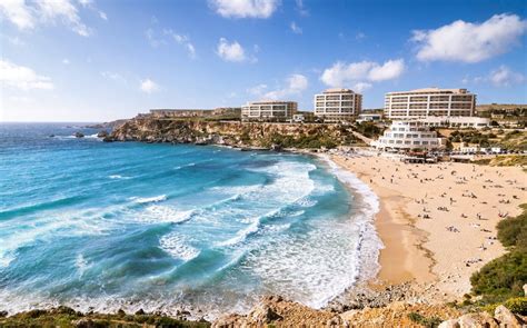 Golden Bay .